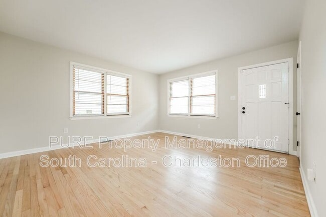 Building Photo - 4117 Olivia Dr