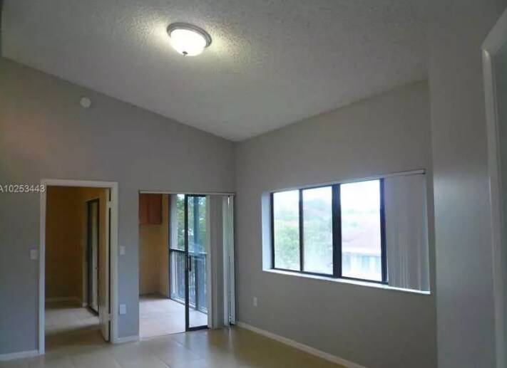 Building Photo - 2445 SW 18th Terrace