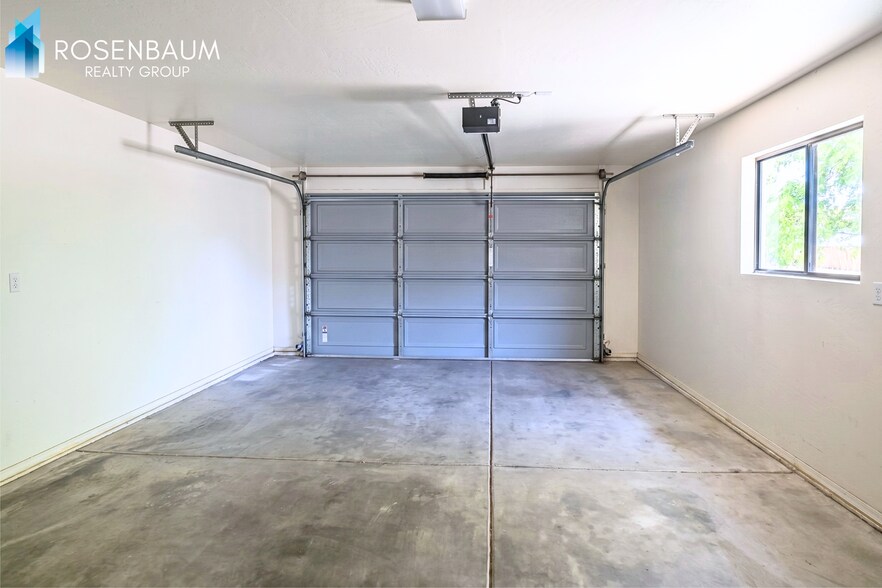 Building Photo - Beautiful 3-bedrooms, 2-baths home in Prescott Valley!