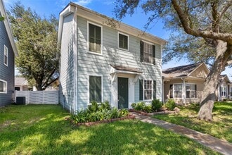 Building Photo - 15835 S Alley Ct