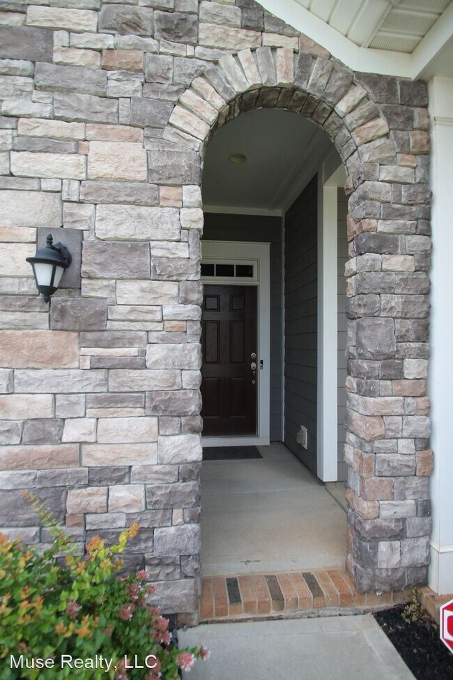 4 br, 3 bath House 5079 Alston Drive 5079 Alston Dr Lancaster SC