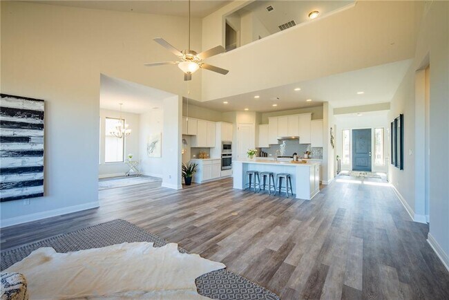 Building Photo - 1329 Deering Creek Dr