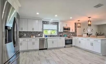 Building Photo - 2 Booth Blvd