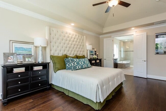 Building Photo - 2064 Bluestem Dr