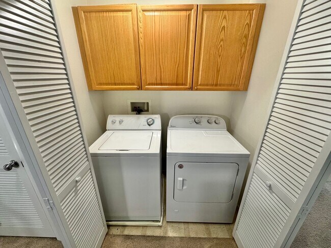 Building Photo - MOVE IN SPECIAL - BRIGHT 2-BEDROOM CONDO IN SOUTHWEST LAS VEGAS CONDO