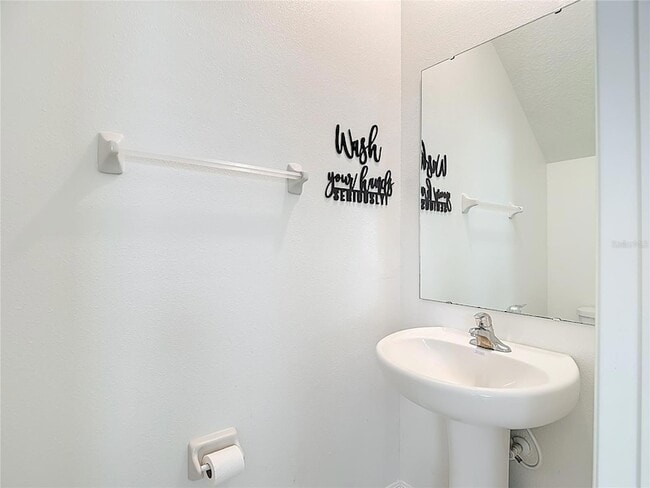 Building Photo - 6050 Acara Ln