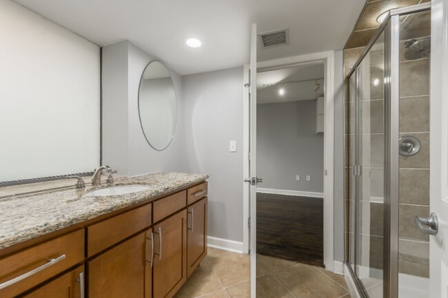 Building Photo - 600 Admiral Blvd