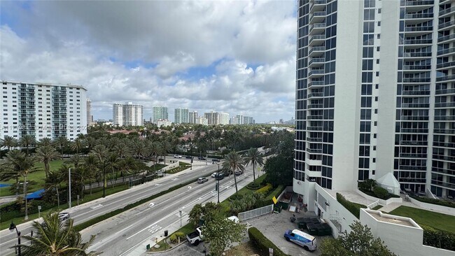 Building Photo - 19201 Collins Ave