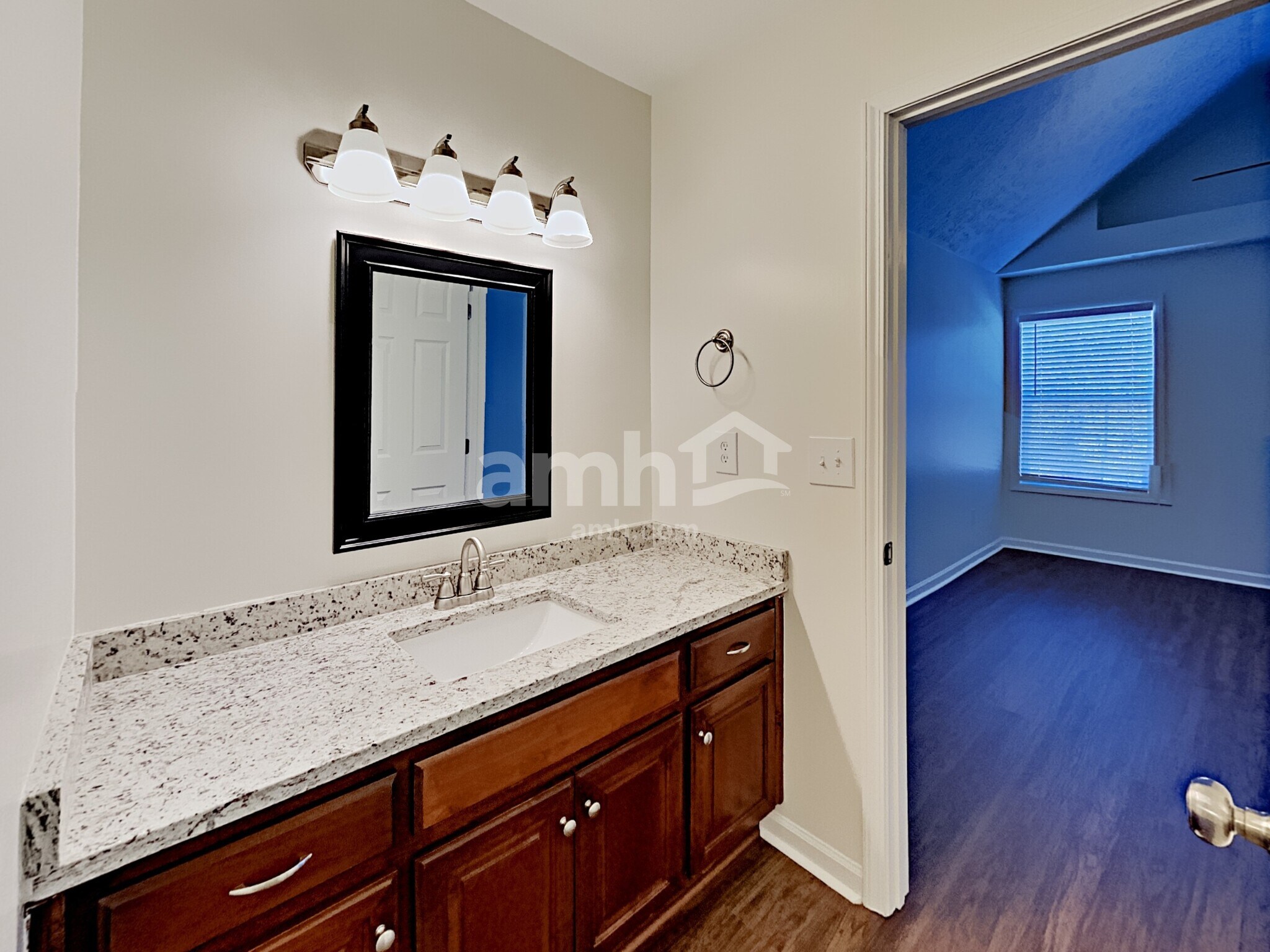 Building Photo - 6027 Nautical St