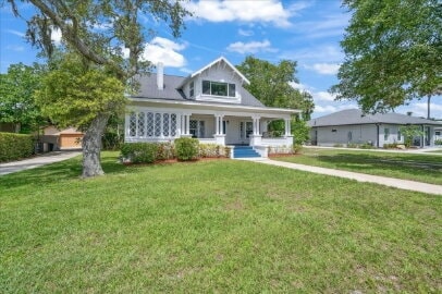 Building Photo - Historice Home on the Indian River