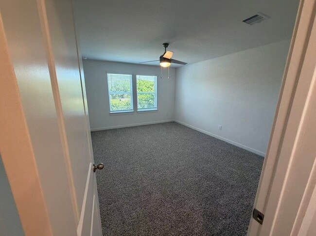 Building Photo - 28122 Meadowlark Sky Dr