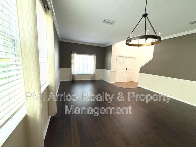 Building Photo - 5822 Tulip Flower Dr