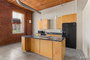 Building Photo - 721 N 17th St