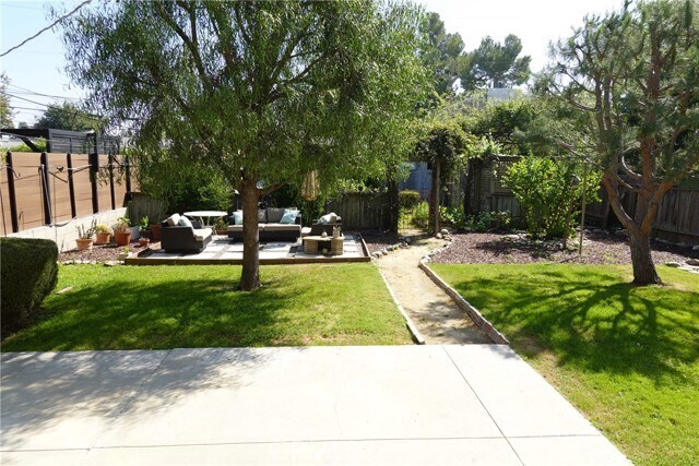 Building Photo - 4828 Norwich Ave