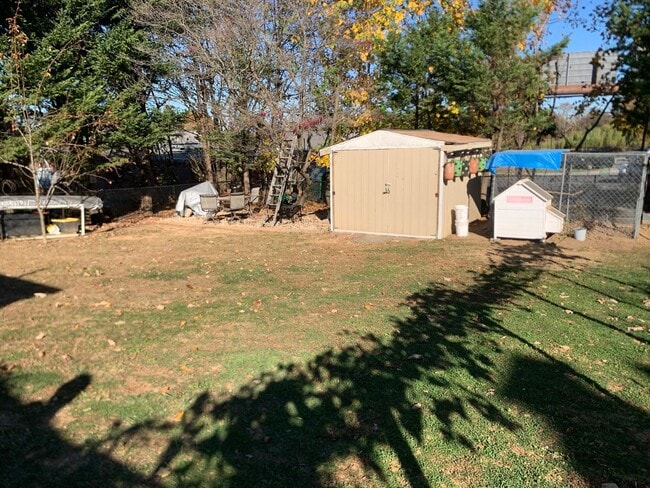 Building Photo - DALLASTOWN SCHOOLS