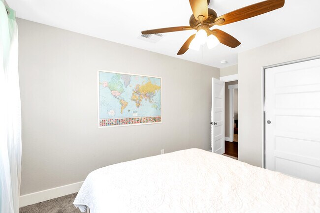 Building Photo - 73853 Playa Vista Dr