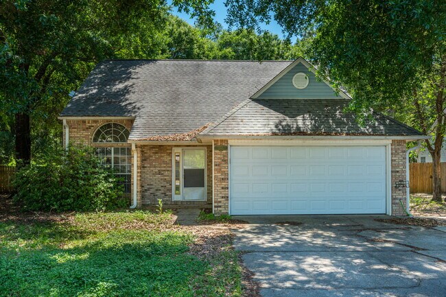 Primary Photo - 4863 Kensington Ln