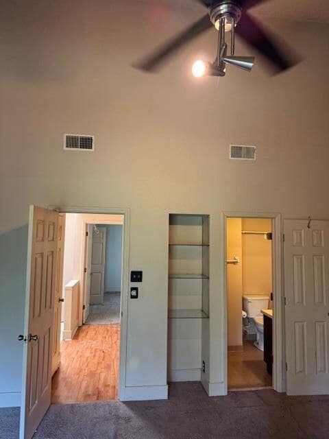 Building Photo - 1738 Beechwood Cir S