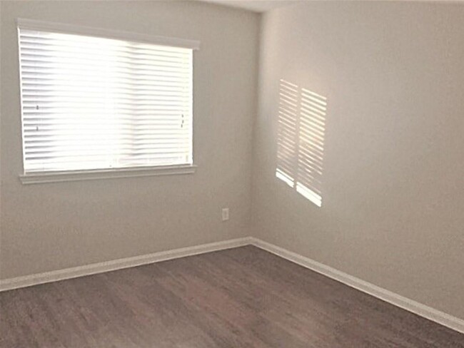 Building Photo - 15450 Bammel Oaks Ct