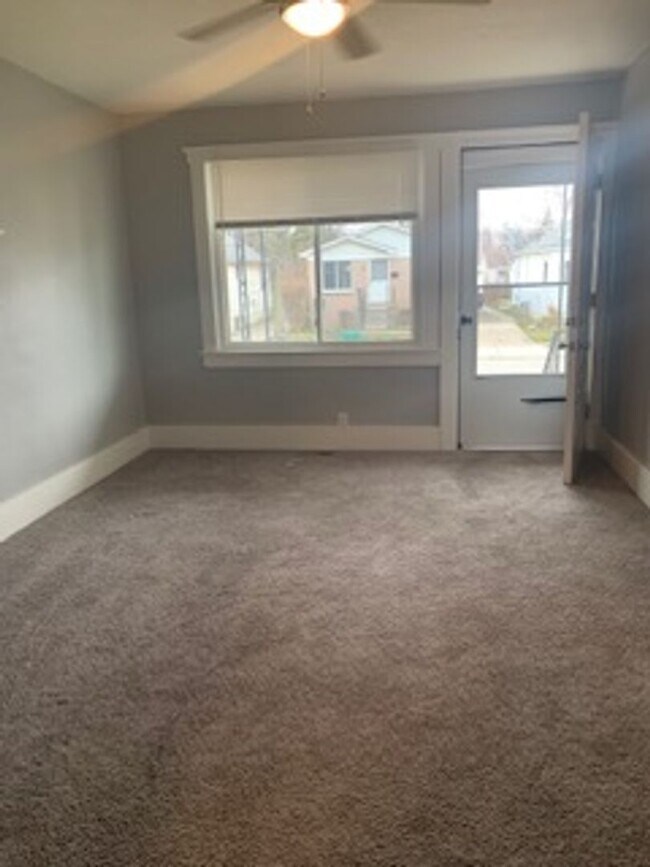 Building Photo - Welcome Home!