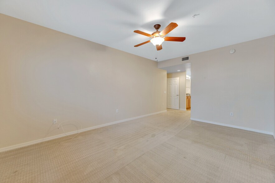 Building Photo - 20121 N 76th St