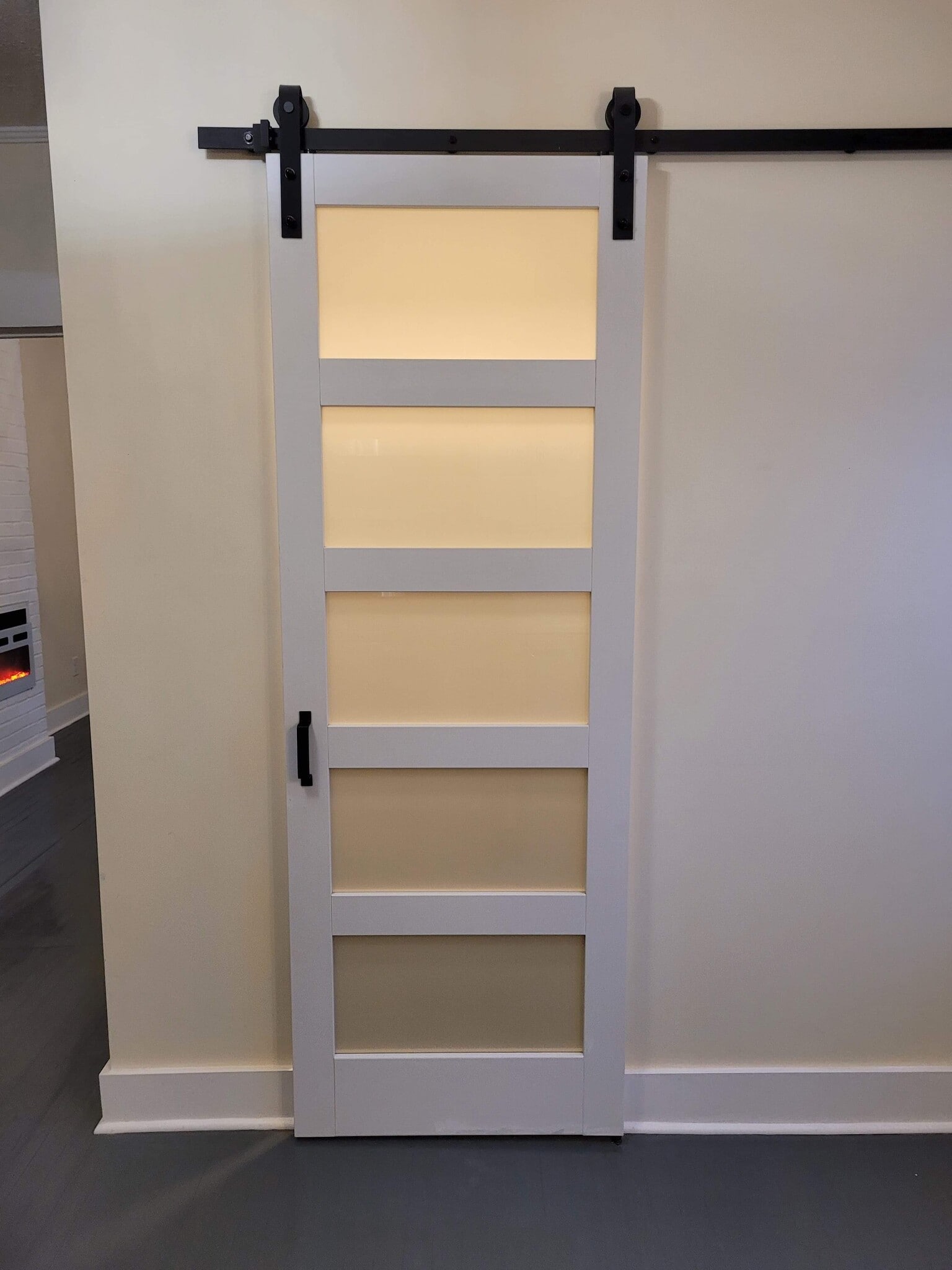 Building Photo - 155 E High St