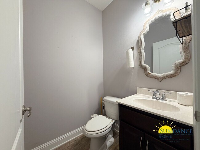 Building Photo - 8565 Holley Hills Cir