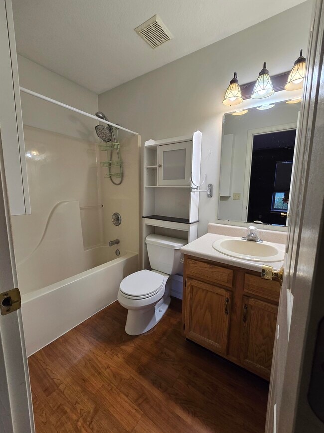 Building Photo - 235 Spring Forest Ct