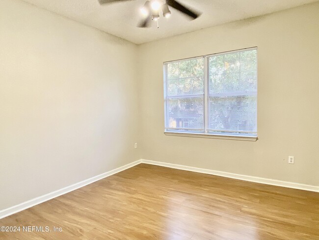 Building Photo - 5663 Greenland Rd