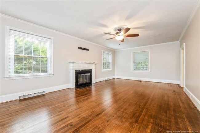 Building Photo - 220 Bradford Ave