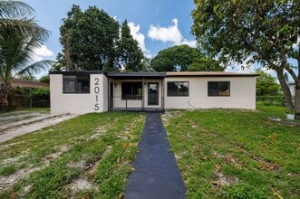 Building Photo - 2015 NW 132nd St