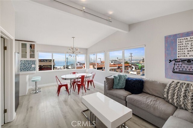 Building Photo - 208 Longfellow Ave