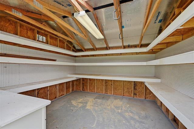 Building Photo - 103 Seminole Dr