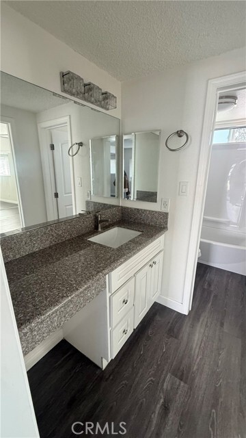 Building Photo - 601 Wisconsin St