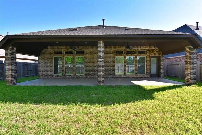 Building Photo - 221 Red Petal Wy