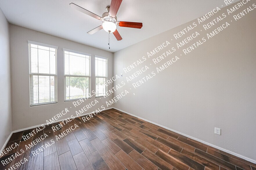Building Photo - 5211 W Leodra Ln