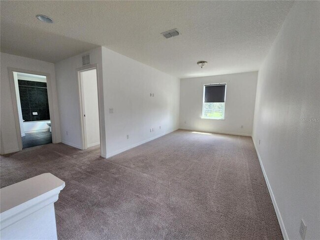 Building Photo - 3320 Mount Vernon Way