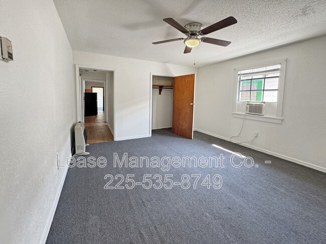 Building Photo - 322 Leboeuf St