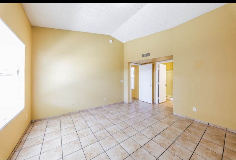 Building Photo - 4545 N 67th Ave