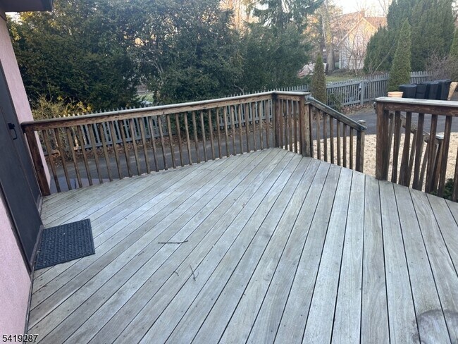 Building Photo - 325 Bogert Ave