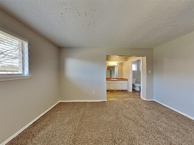 Building Photo - 9507 Water Park Ct