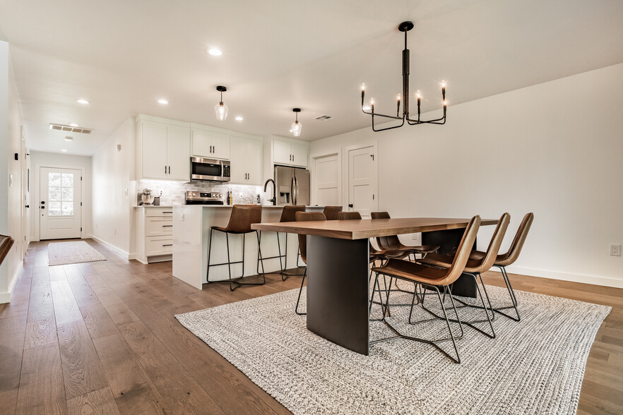 Kitchen / Dining Table - 3625 NW 53rd St