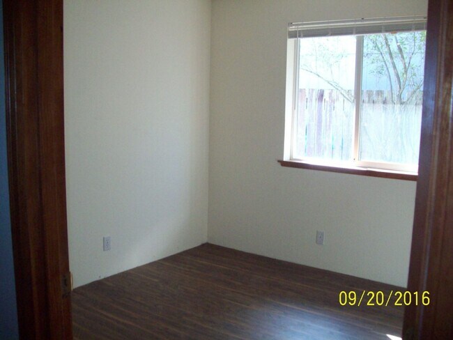 Building Photo - 2720 S Eleventh St