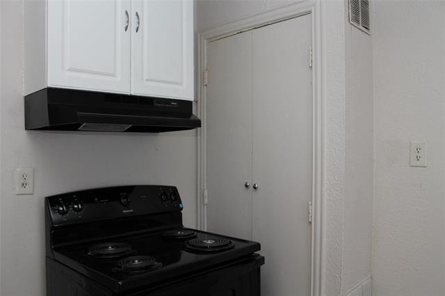 Building Photo - 531 W Spurgeon St