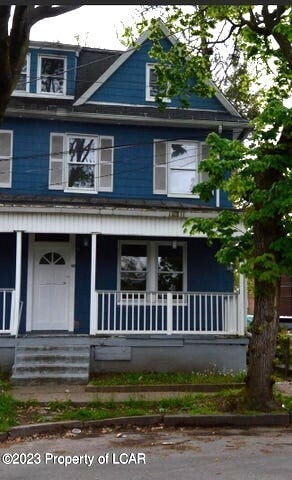 Primary Photo - 20 Alexander St