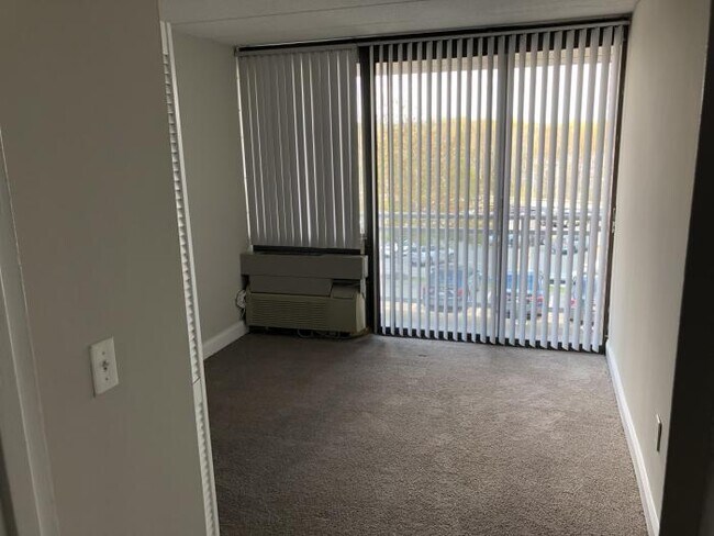 Building Photo - 2 bedroom in Framingham MA 01702