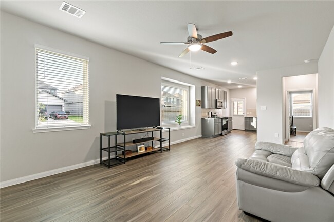 Building Photo - 13770 Goldeye Dr
