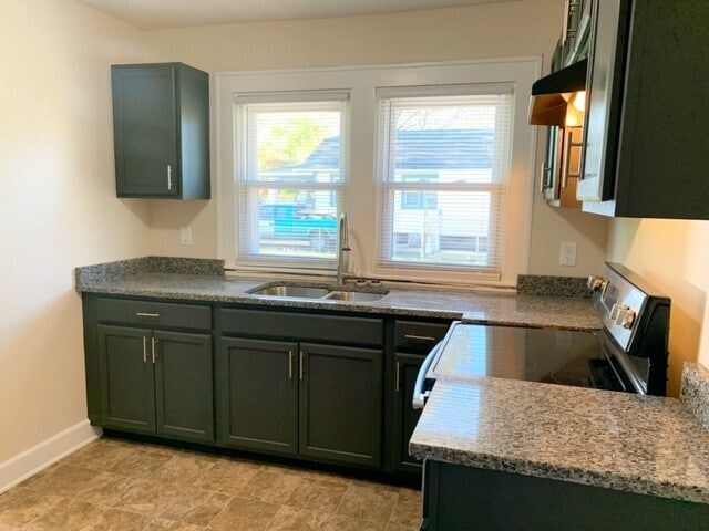 Building Photo - 480 S Luett Ave