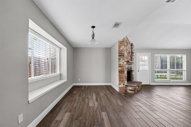 Building Photo - 3218 Tynemeadow Ct