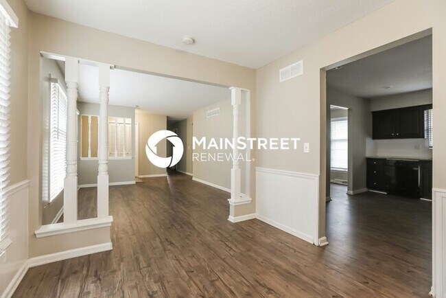 Building Photo - 3 Bedroom Pet-Friendly Home in Kansas City, MO with Main Street Renewal